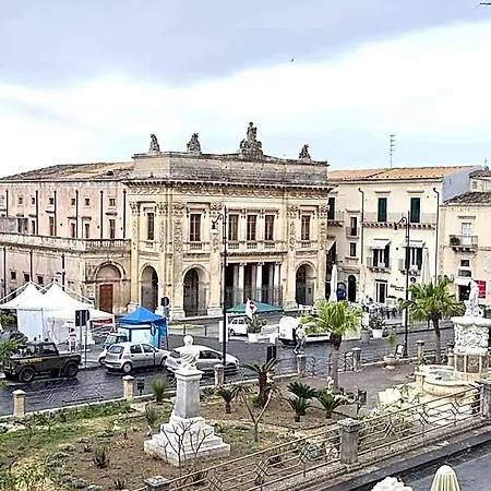 Hercules 3* Noto